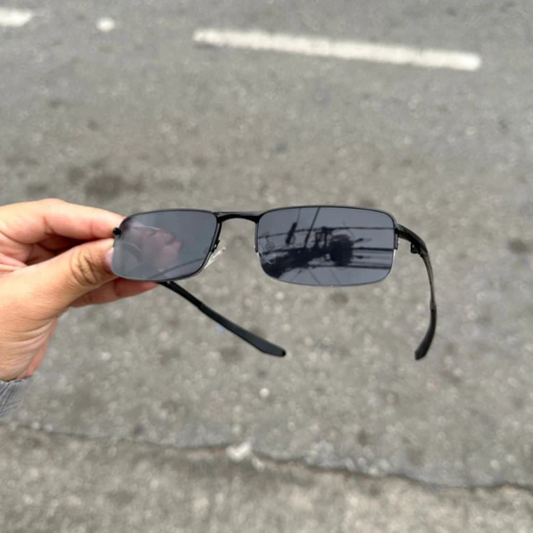 ÓCULOS DE SOL METAL RETANGULAR PRETO EDIÇÃO LIMITADA - visão lateral - Sevet Company