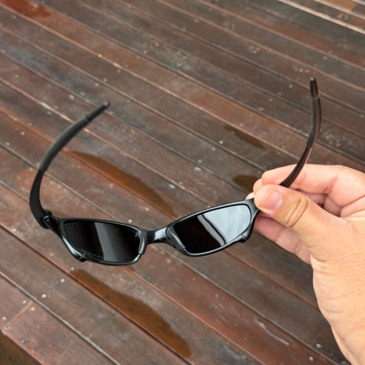 METAL REDONDO CARBON - LIMITADO - sendo usado por modelo - Sevet Company
