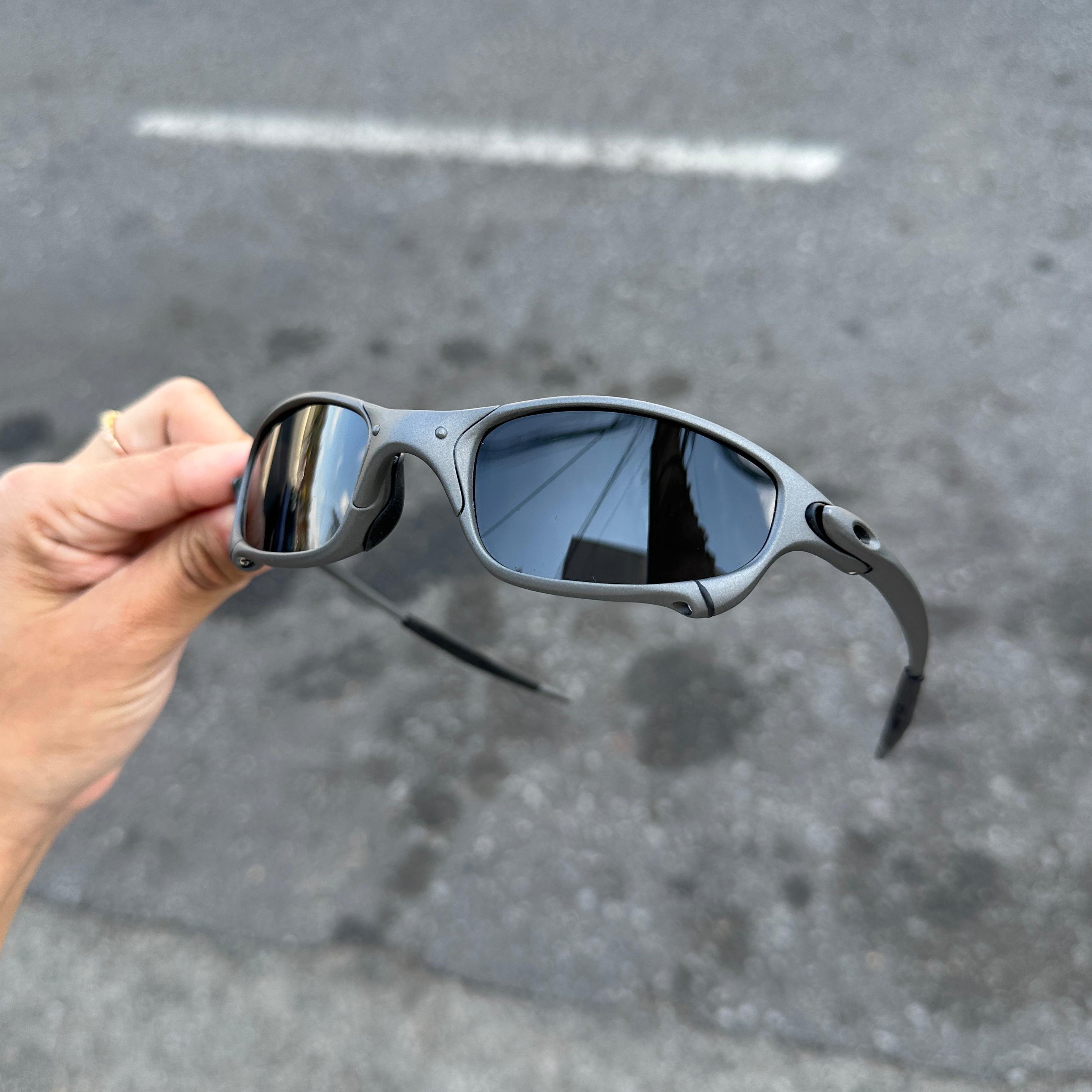 ÓCULOS DE SOL JULIET X METAL LENTE PRETO