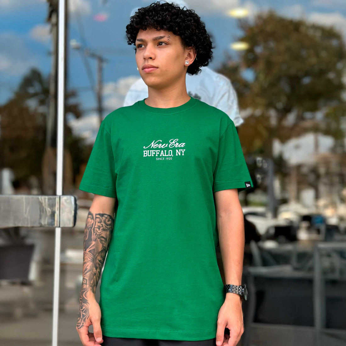 CAMISETA NEW ERA HERITAGE BRANDED - Sevet Company