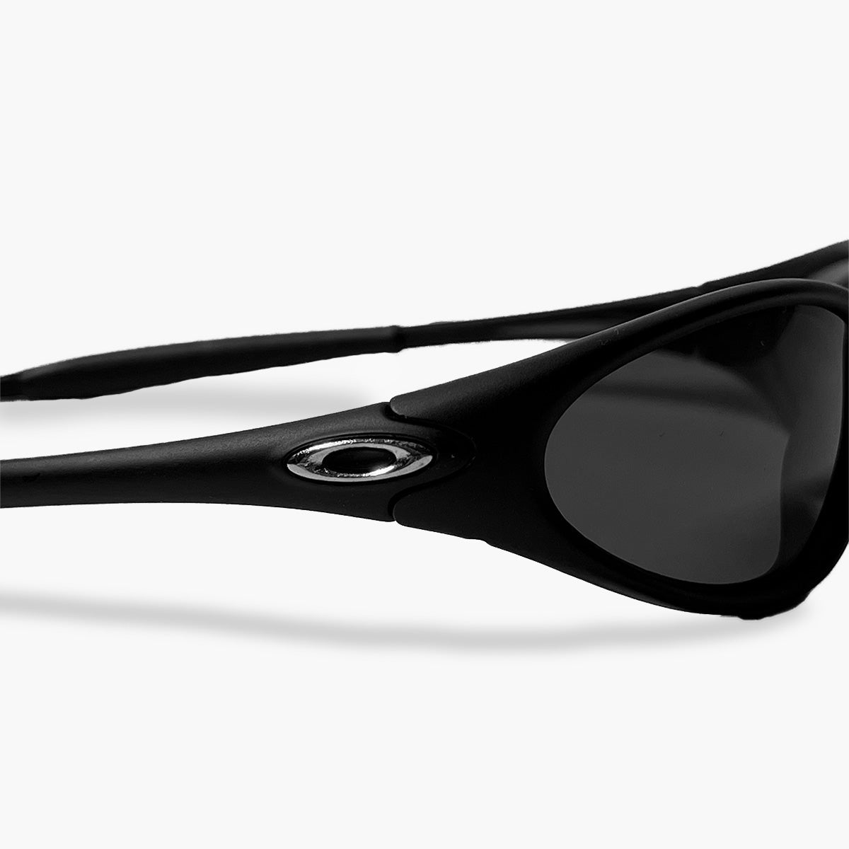 ÓCULOS DE SOL MINUTE PRETO - Sevet Company