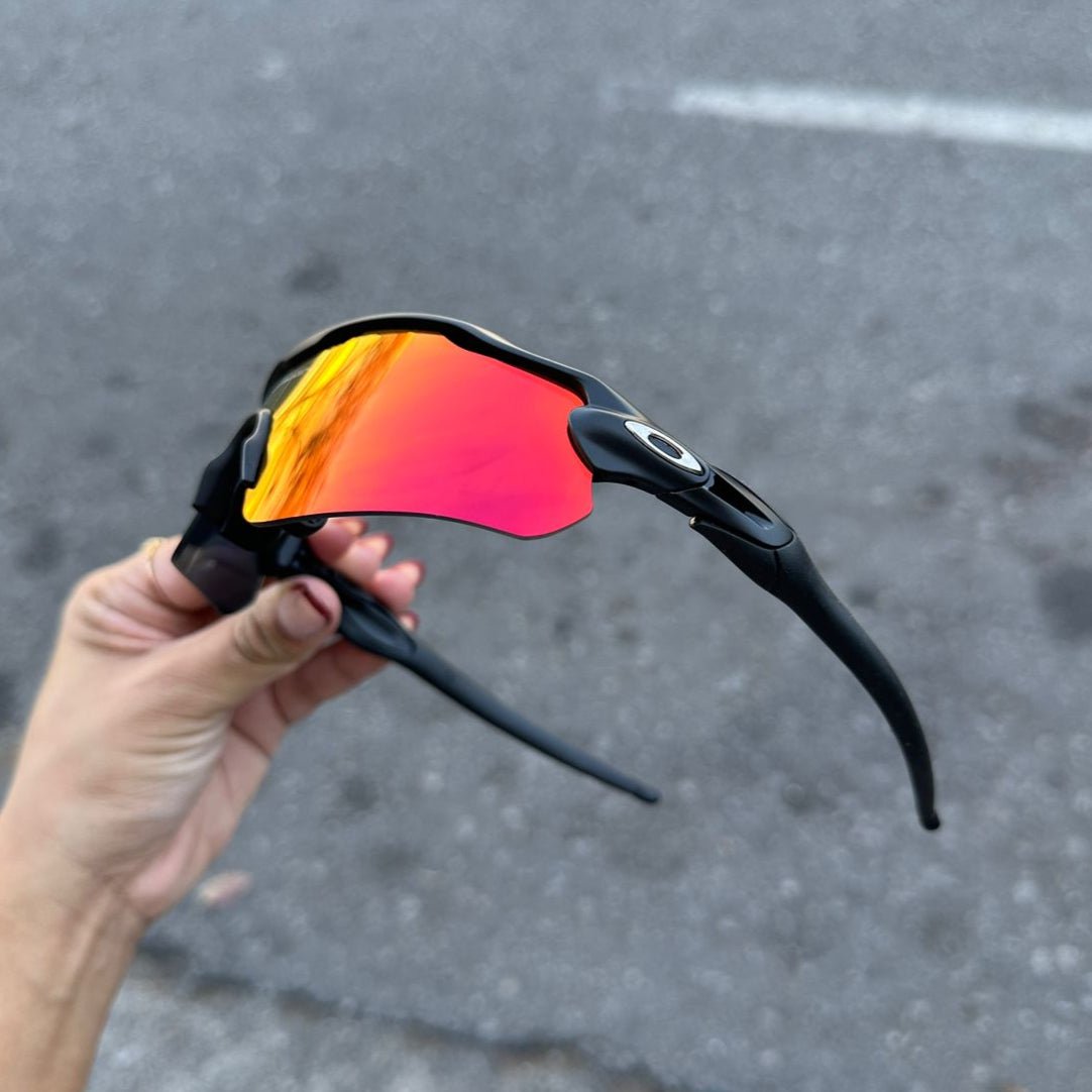 ÓCULOS DE SOL RADAR PRETO LENTE PRETO - Sevet Company