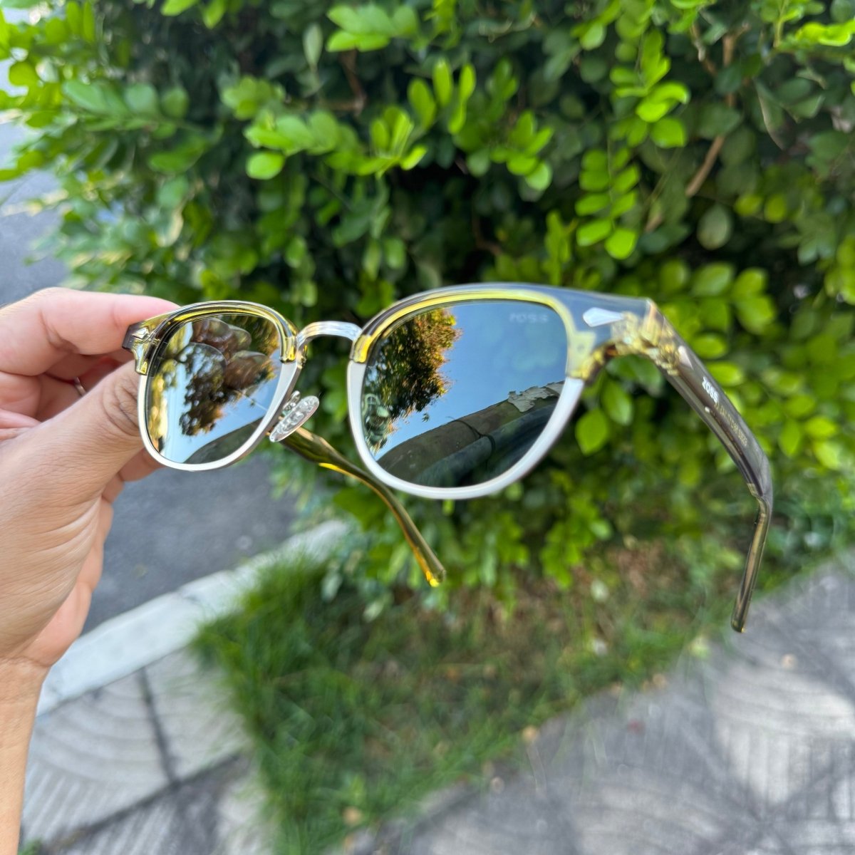Óculos de Sol Produtos Zoss - visão lateral - Sevet Company