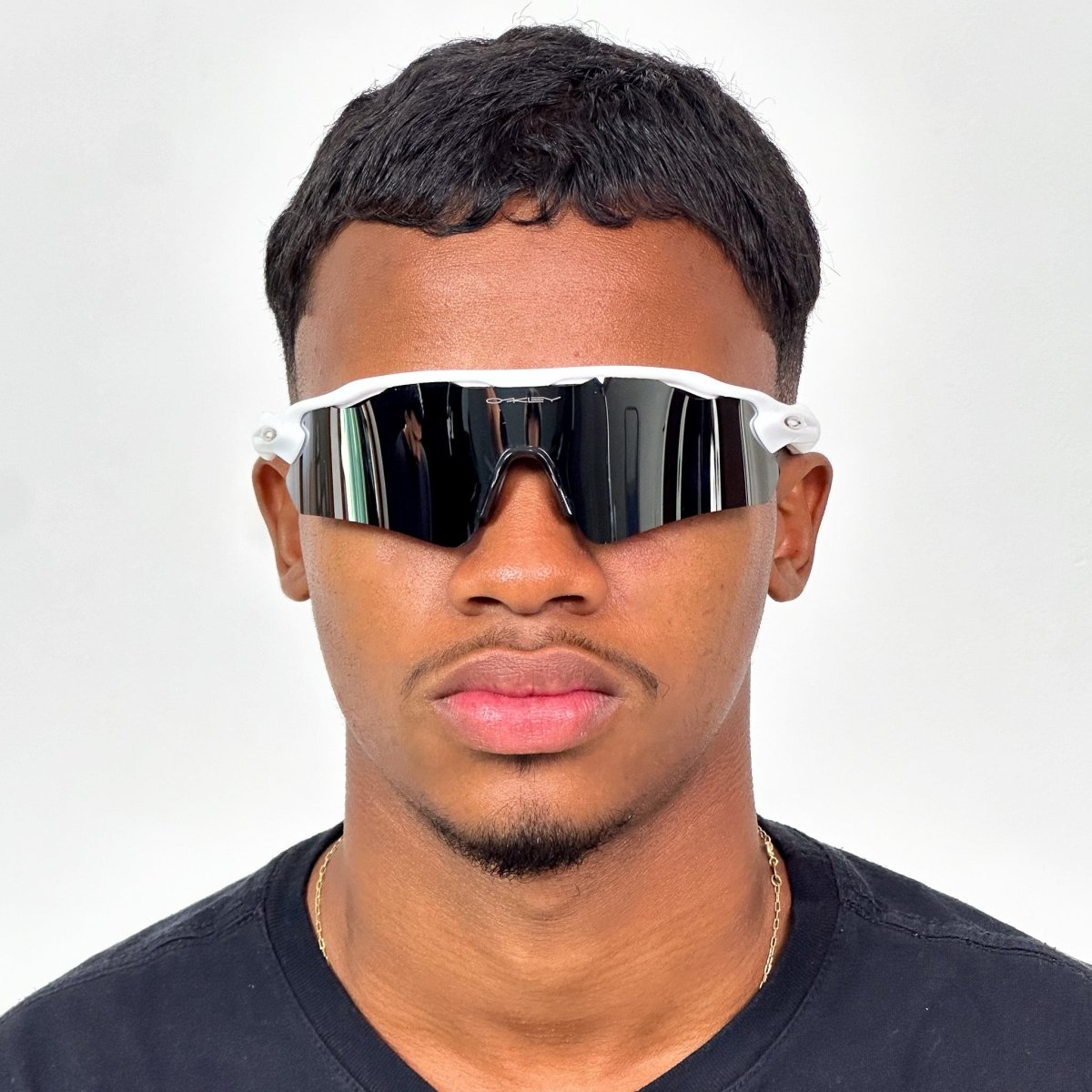 RADAR BRANCO METAL + PLANTARIS PRETO - Sevet Company