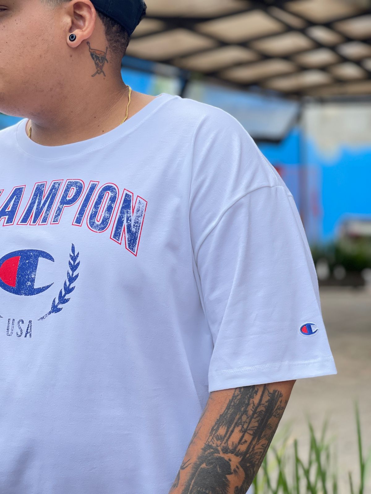 CAMISETA CHAMPION MC WITH LAUREL OFF WHITE (8108533121240)