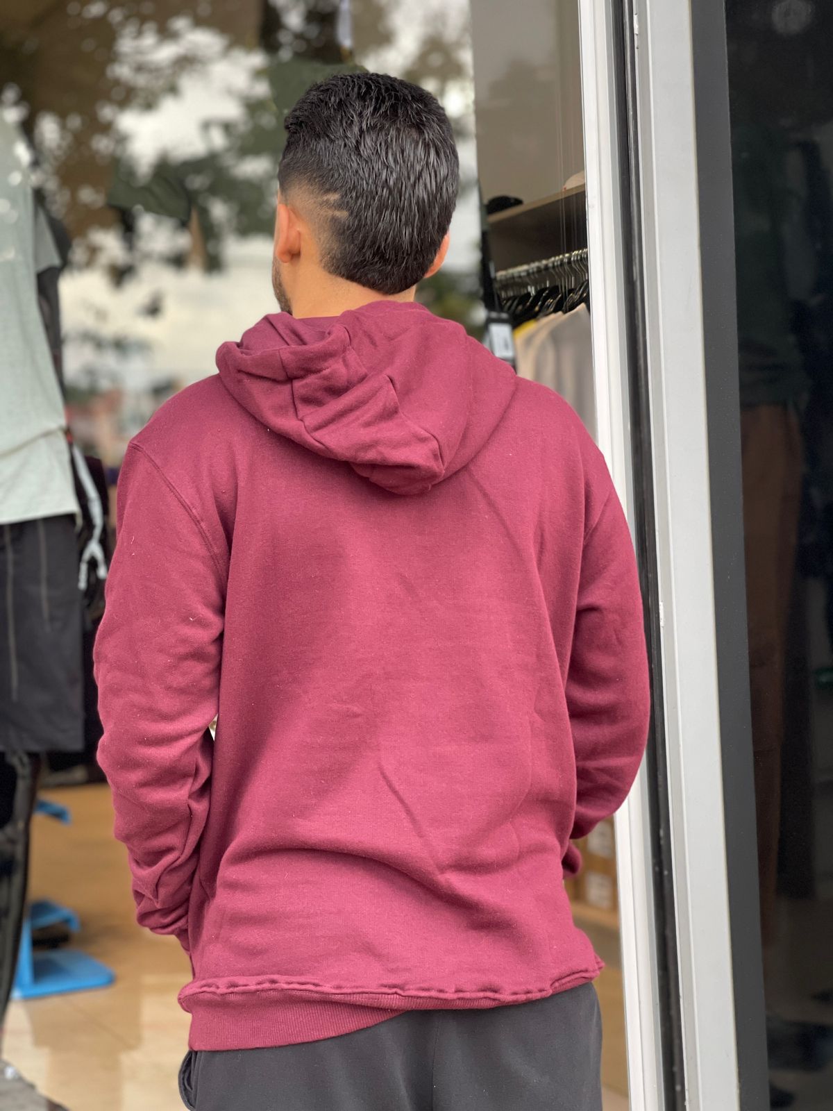 BLUSA DE MOLETOM YACHT COM BORDADO E CAPUZ / VINHO - Sevet Company