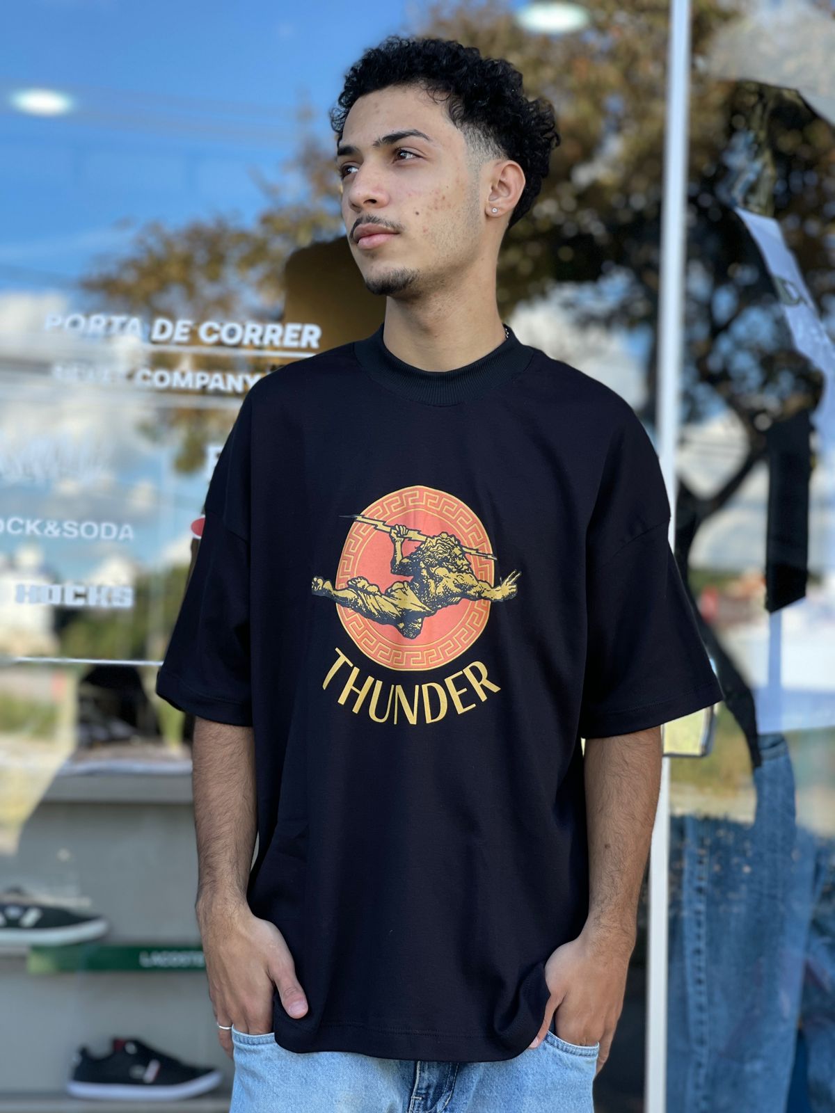 CAMISETA THUNDER GOD OVERSIZED GRECA - PRETO (7984600449240)
