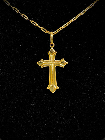 PINGENTE BANHADO A OURO 18K - CRUZ COM PONTA PONTILHADA - 1,7G/2X2,5CM - Sevet Company