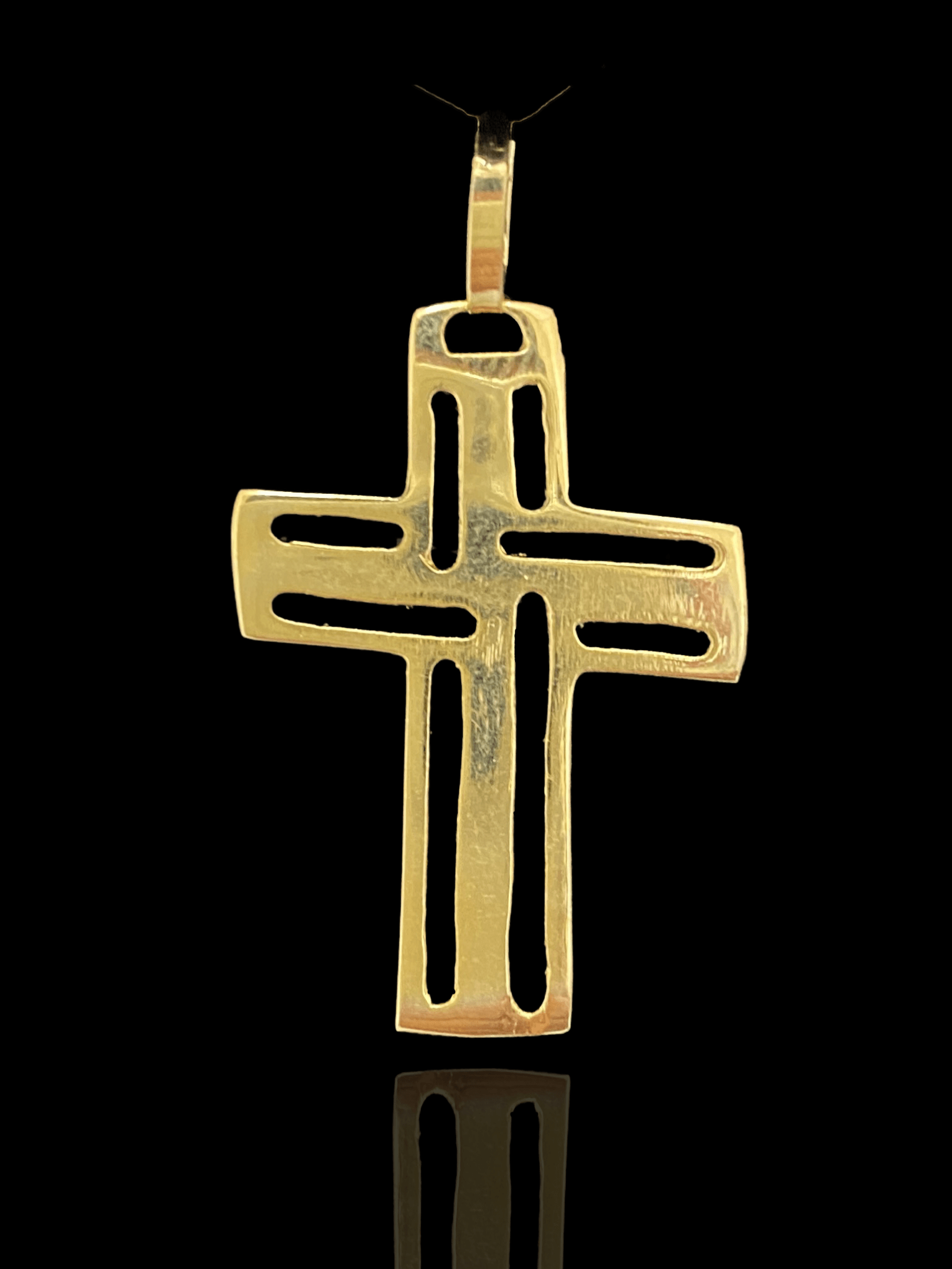 PINGENTE BANHADO A OURO 18K - CRUZ PERFURADA - 1,5G/3X2CM - Sevet Company